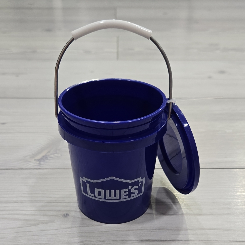 Lowe's Blue Mini Bucket with Handle